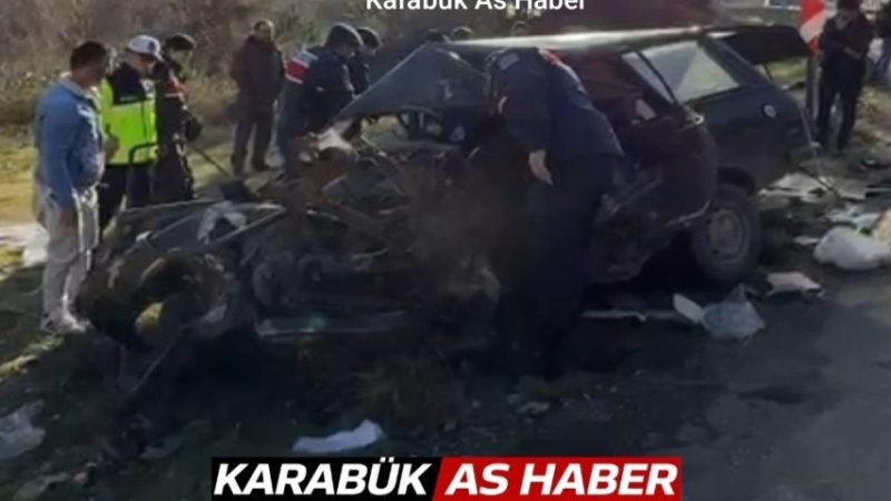Otomobille Kamyon Çarpıştı.2 Ölü,4 Yaralı.