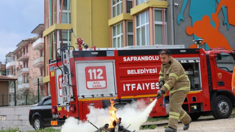 Safranbolu Belediyesi Personeline Acil Durum ve Yangın Eğitimi