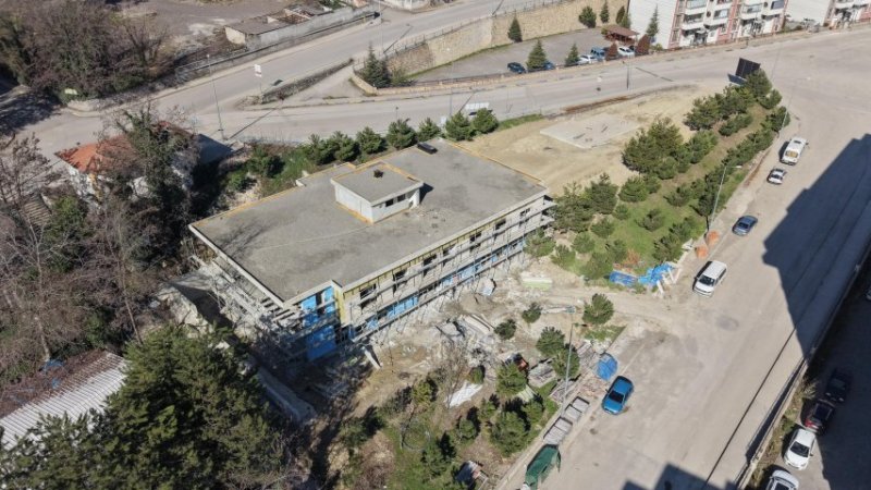 Karabük’te Aktif Yaş Alma Merkezi İnşaatı Devam Ediyor